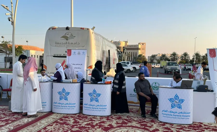 The Blood Bank Club launches a blood donation campaign at the flower festival in Huraymlaa -  تبرع بالدم