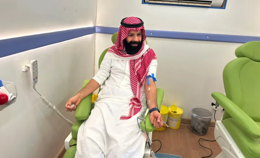 The Blood Bank Club launches a blood donation campaign at the flower festival in Huraymlaa -  تبرع بالدم