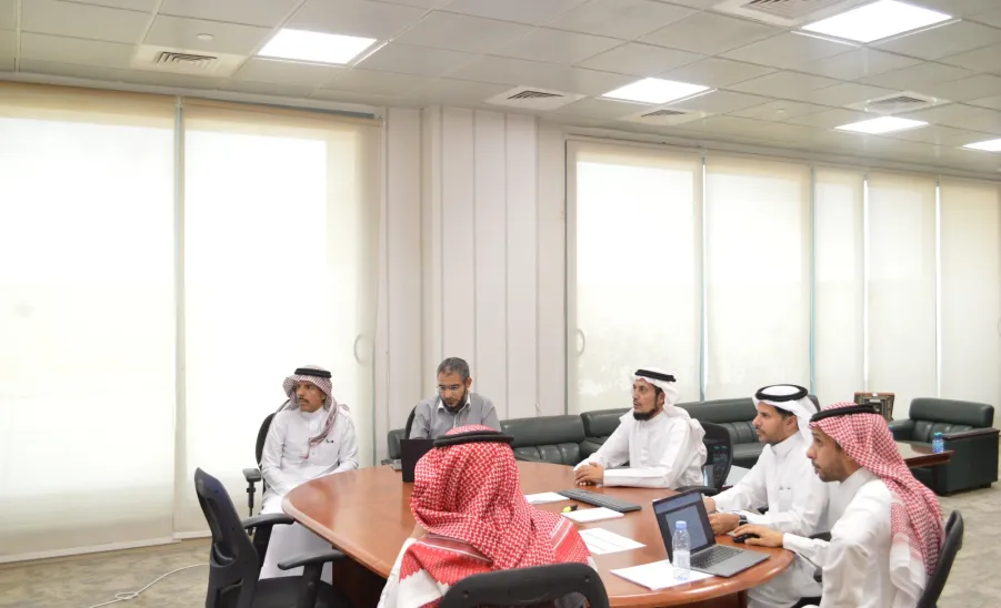 The Standing committee for Academic Plans and Programs holds a meeting
 - لجنة الخطط والمناهج
