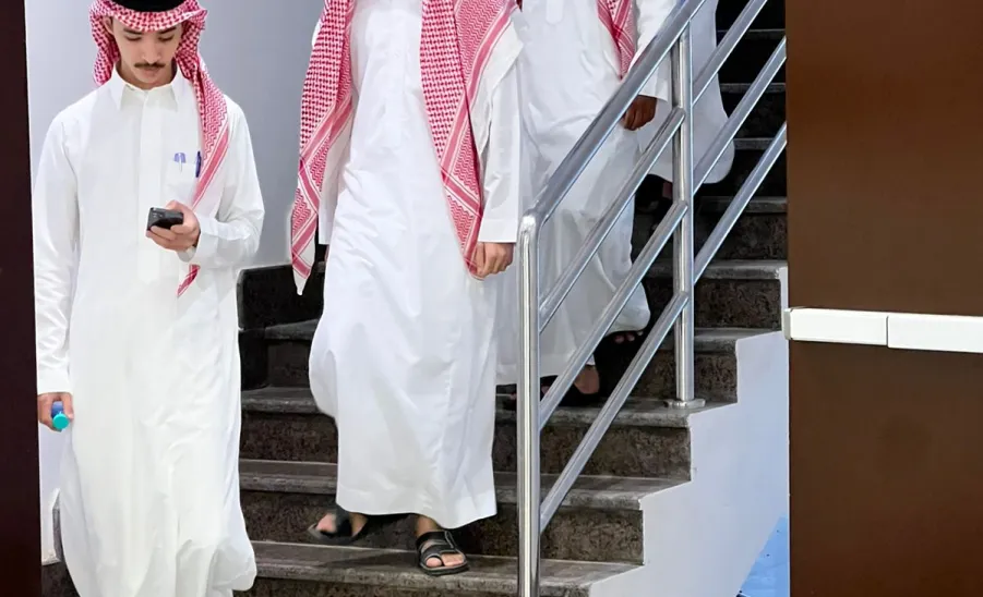 The Safety Department conducts fire drills
 -  السلامة تُنفذ فرضيات إخلاء في كليات الجامعة