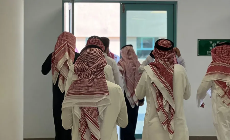 The Safety Department conducts fire drills
 -  السلامة تُنفذ فرضيات إخلاء في كليات الجامعة