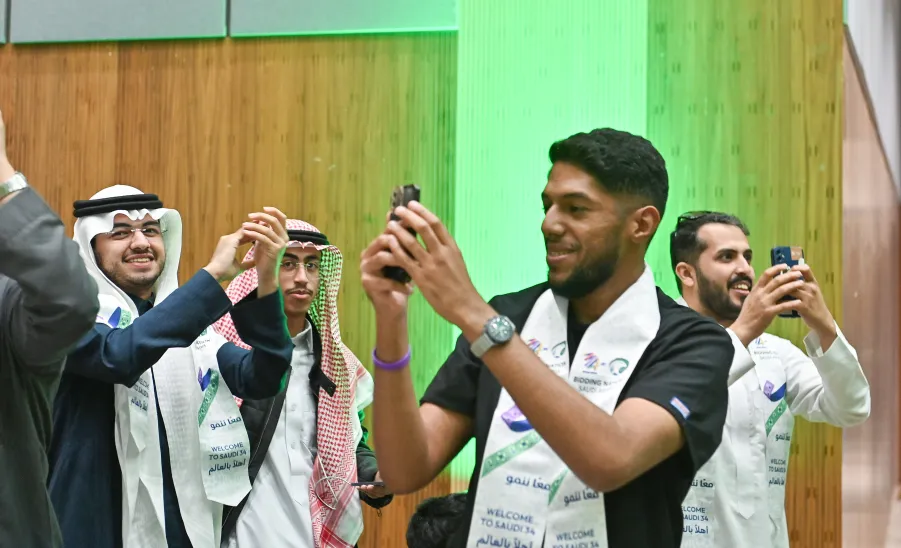 MU CELEBRATES AS SAUDI WINS WORLD CUP BID 2034 - الجامعة تحتفل بمناسبة فوز المملكة باستضافة كأس العالم 2034