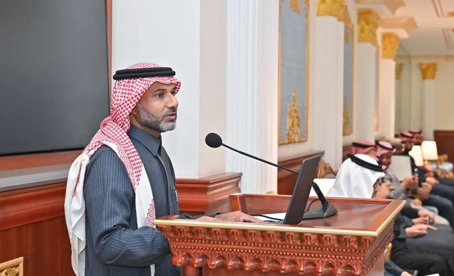 وكيل الجامعة للدراسات العليا والبحث العلمي يدشن البرامج البحثية المدعومة من الجامعة للعام 2025م - جانب من الحفل