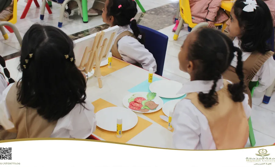 The College of Nursing receives children from two public kindergartens in Al-Husun ​​and Al-Tuwaim -  كلية التمريض تستقبل أطفال الروضتين الحكوميتين بالحصون والتويم