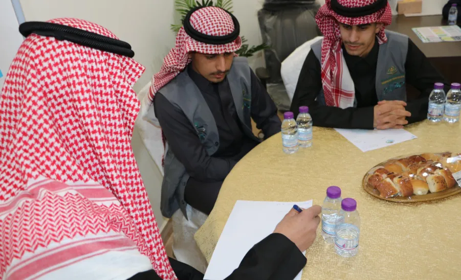 Applied College students visits Takdeer Association for Elderly  -  زيارة