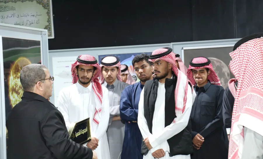 The students visit the university's astronomical observatory -  زيارة