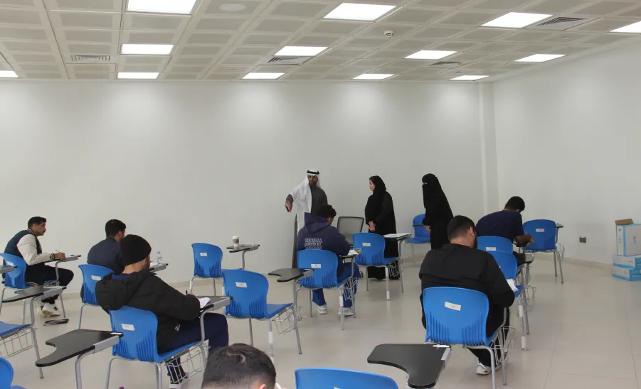 Tours of inspection to examination classrooms  -  جولات تفقدية في كلية التمريض لمقرات الاختبارات