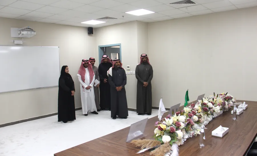 The Vice-Rector for Postgraduate Studies and Scientific Research on an inspection visit to the College of Nursing - وكيل الجامعة للدراسات العليا والبحث العلمي والمشرف على الكليات الصحية في زيارة تفقدية لكلية التمريض