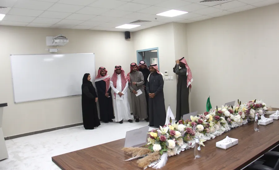 The Vice-Rector for Postgraduate Studies and Scientific Research on an inspection visit to the College of Nursing - وكيل الجامعة للدراسات العليا والبحث العلمي والمشرف على الكليات الصحية في زيارة تفقدية لكلية التمريض