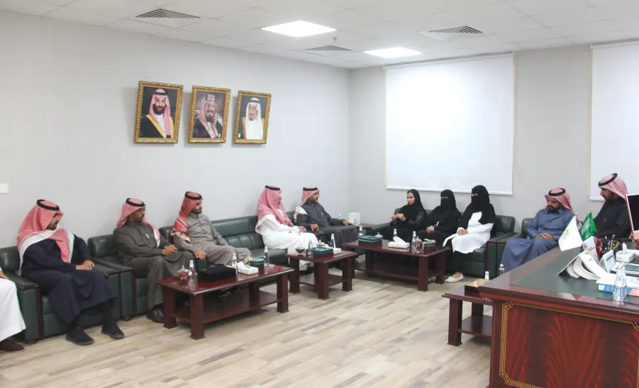 The Vice-Rector for Postgraduate Studies and Scientific Research on an inspection visit to the College of Nursing - وكيل الجامعة للدراسات العليا والبحث العلمي والمشرف على الكليات الصحية في زيارة تفقدية لكلية التمريض