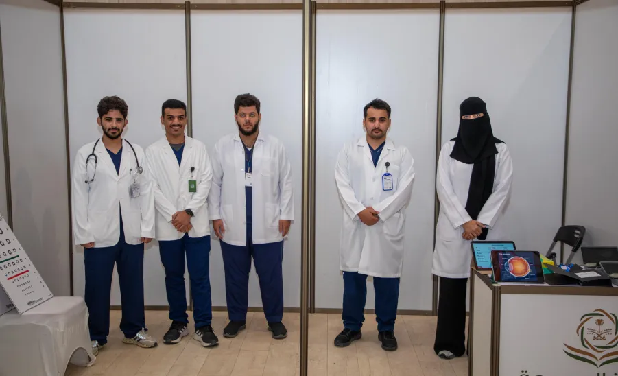 Family and Childhood Center and College of Nursing celebrate World Children's Day -  صورة