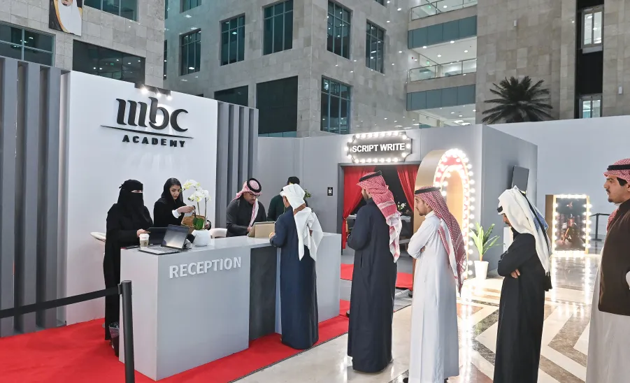 MU HOLDS A MEDIA FORUM TO DEVELOP STUDENTS' MEDIA SKILLS  - جامعة المجمعة