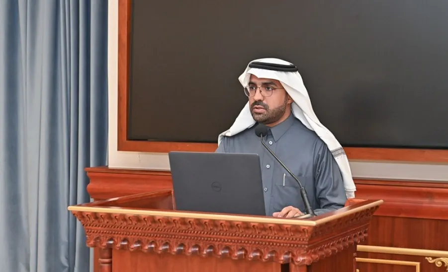 وكيل الجامعة للدراسات العليا والبحث يرعى تدشين البرامج البحثية وتوقيع اتفاقيات مبادرة تعزيز النشر العلمي بالجامعة - gssr