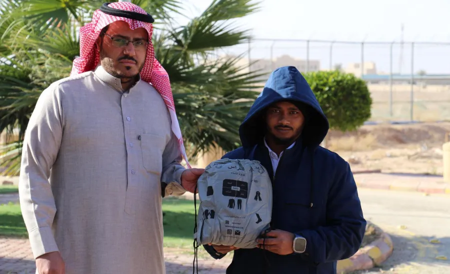 The Applied College distributes Winter Cloths for janitors  -  كسوة