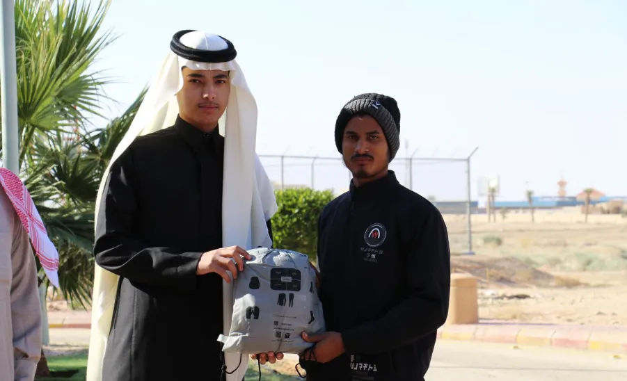 The Applied College distributes Winter Cloths for janitors  -  كسوة