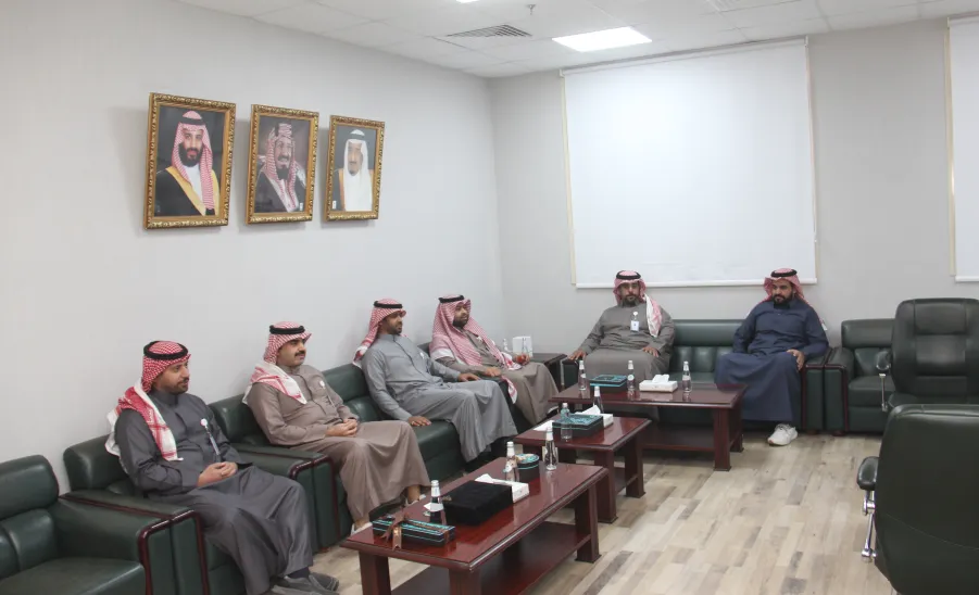 The Dean honors the employees of the Vice-Dean's Office for Educational Affairs and Development - عميد كلية التمريض تكرم موظفي وكالة الكلية للشؤون التعليمية والتطوير