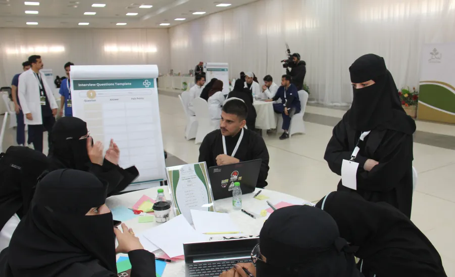 The College of Nursing organizes Health Innovation Hackathon 2025 -  كلية التمريض تنظم هاكاثون الابتكار الصحي 2025