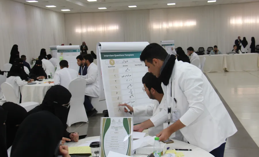 The College of Nursing organizes Health Innovation Hackathon 2025 -  كلية التمريض تنظم هاكاثون الابتكار الصحي 2025
