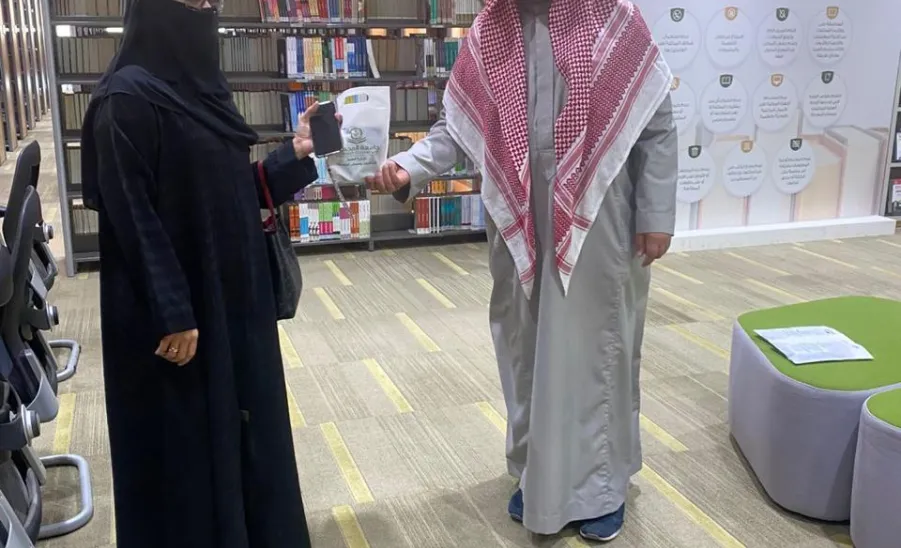 The College of Nursing's students visit the University Central Library - طالبات كلية التمريض في زيارة لمكتبة جامعة المجمعة المركزية