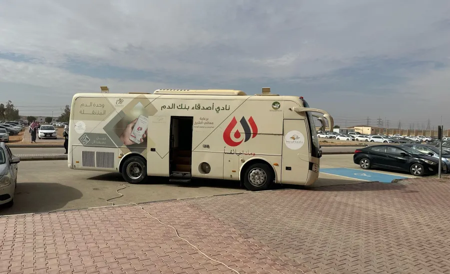 The Social Responsibility Observatory holds a blood donation campaign at the College of Engineering - صورة