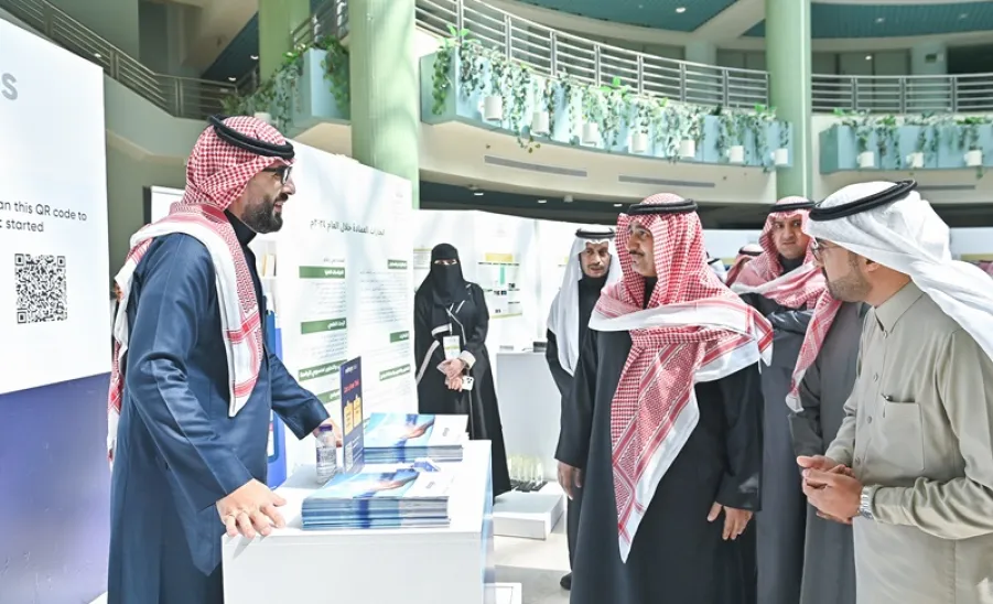 عمادة الدراسات العليا والبحث العلمي تقيم الملتقى البحثي السنوي -  الملتقى البحثي السنوي لمنسوبي الجامعة