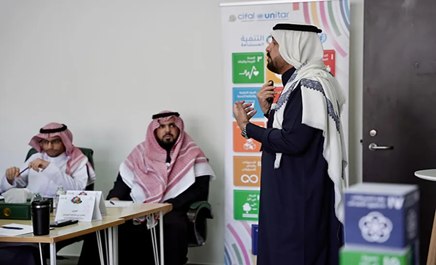 The Saudi CIVAL Center concludes the “Sustainable Development Goals 2030 Applications Expert” program  -  برعاية رئيس الجامعة .. مركز سيفال السعودية يختتم برنامج "خبير تطبيقات أهداف التنمية المستدامة 2030" بمشاركة قيادات من مركز الملك سلمان للإغاثة