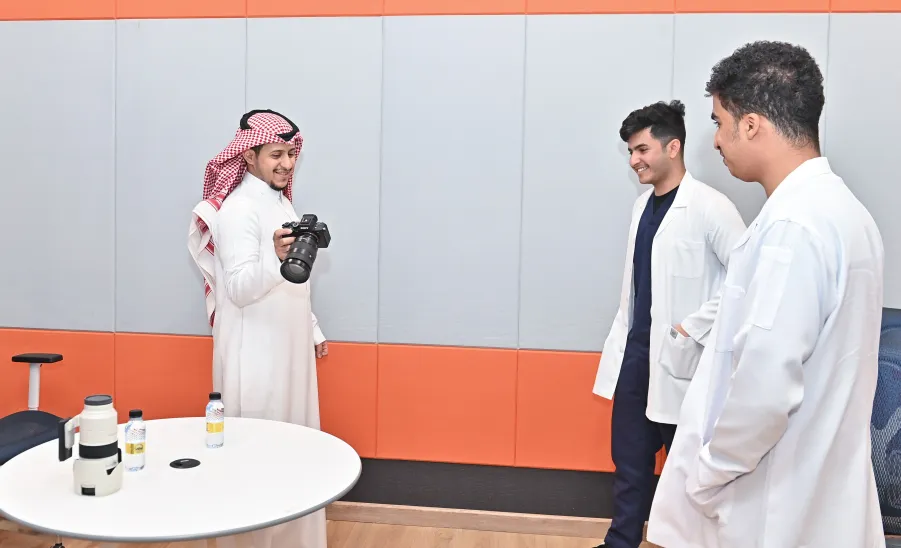 مركز الموهوبين ينظم ورشة أساسيات التصوير السينمائي - 2