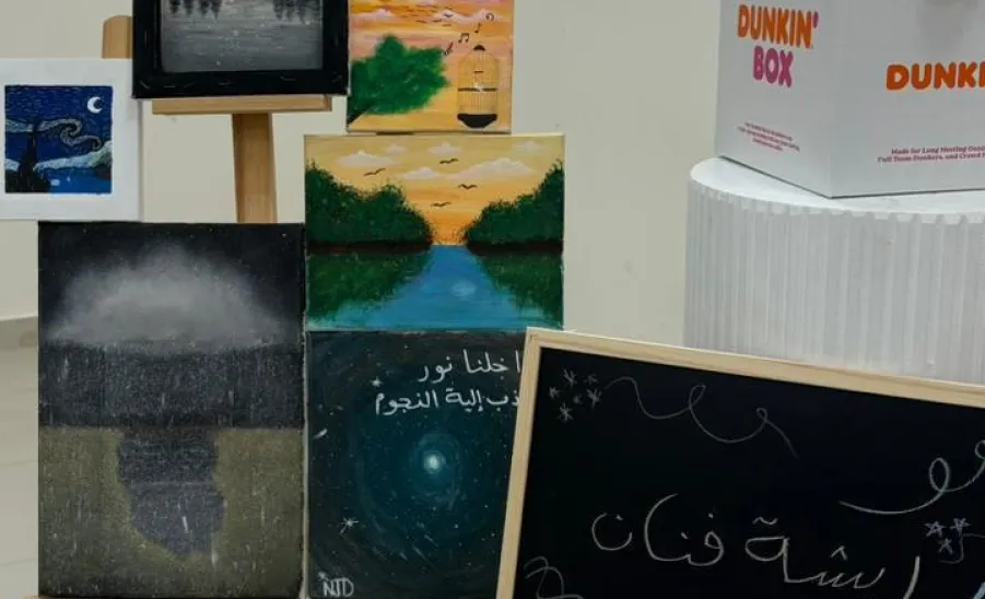 Applied College conducts a workshop entitled “Artist’s Brush - ريشة
