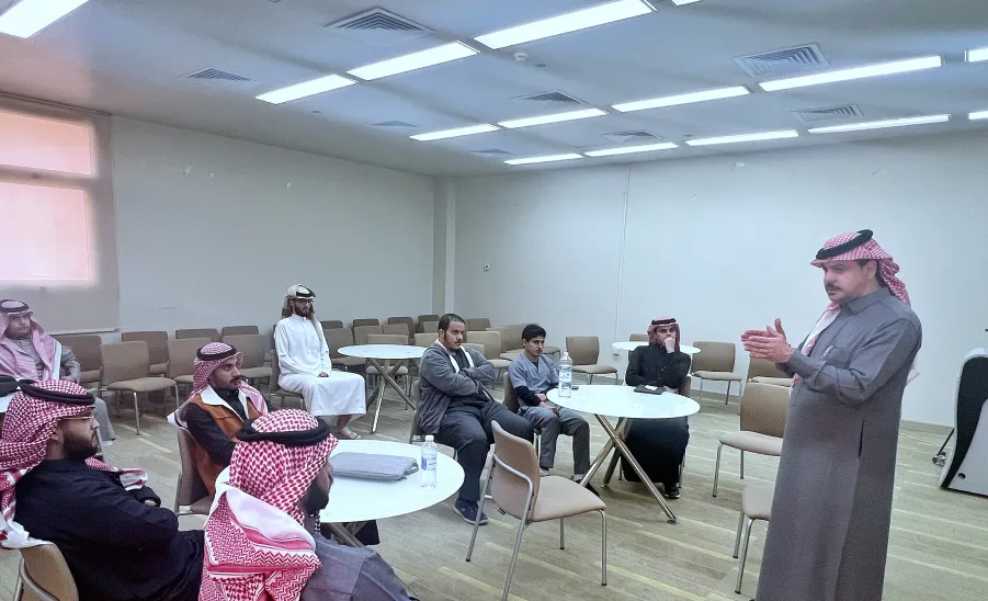 The Alumni Affairs Unit holds a meeting with students expected to graduate - لقاءً بالطلاب المتوقع تخرجهم