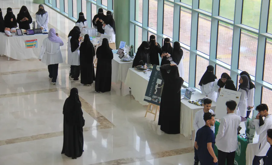 The College of Nursing Organizes Gulf Nursing Day Event - كلية التمريض تقيم فعالية يوم التمريض الخليجي