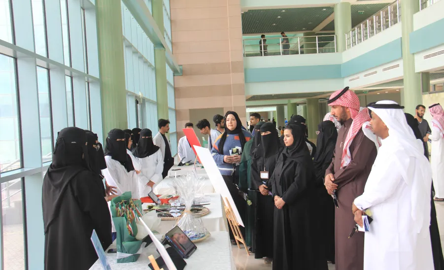 The College of Nursing Organizes Gulf Nursing Day Event - كلية التمريض تقيم فعالية يوم التمريض الخليجي