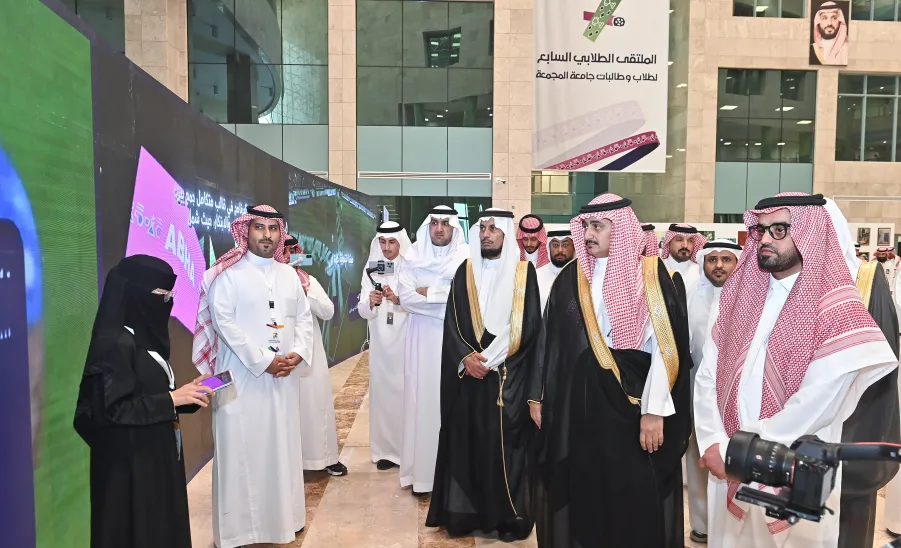 الجامعة تقيم حفل ختام الأنشطة للعام الجامعي 1446هـ وتكرم الطلبة الفائزين في الملتقى الطلابي السابع وهاكاثون كأس العالم 2034 - حفل ختام الأنشطة للعام الجامعي 1446ه