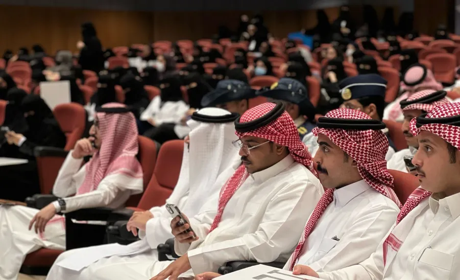 The Dean of Student Affairs launches the debate league with the participation of 12 student clubs - 2
