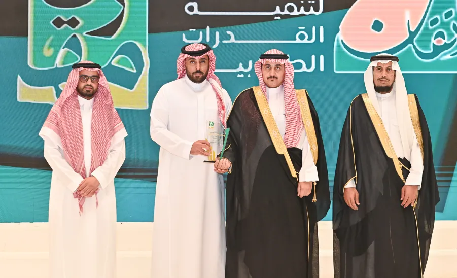 الجامعة تقيم حفل ختام الأنشطة للعام الجامعي 1446هـ وتكرم الطلبة الفائزين في الملتقى الطلابي السابع وهاكاثون كأس العالم 2034 - حفل ختام الأنشطة للعام الجامعي 1446ه
