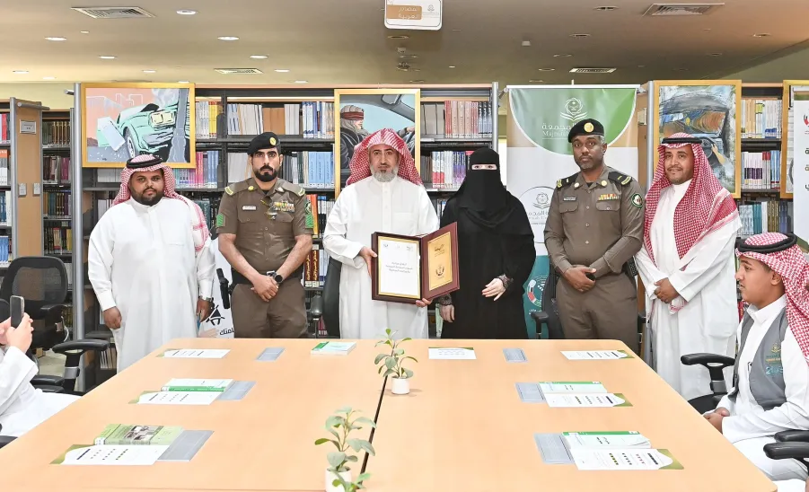 MU VICE-RECTOR LAUNCHES THE TRAFFIC SAFETY WEEK ACTIVITIES AT THE CENTRAL LIBRARY
 -  محترفون