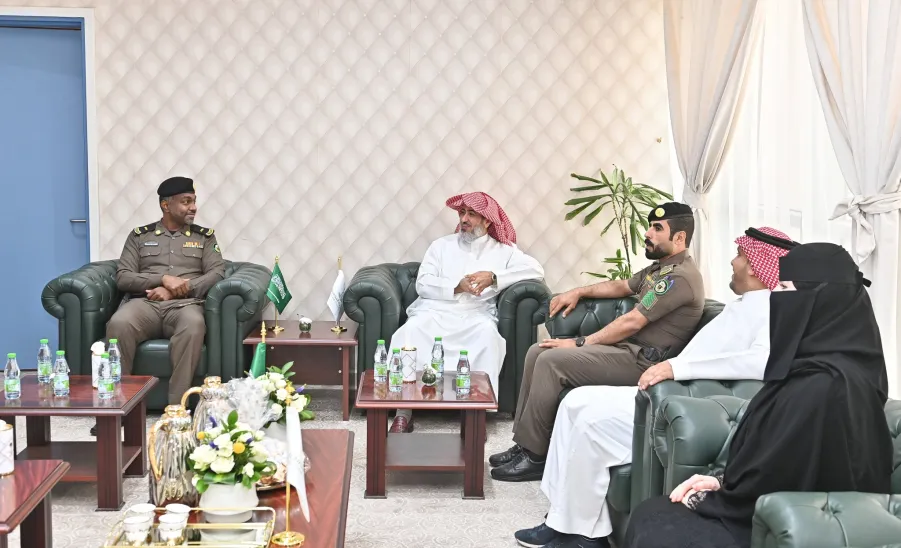 MU VICE-RECTOR LAUNCHES THE TRAFFIC SAFETY WEEK ACTIVITIES AT THE CENTRAL LIBRARY
 -  محترفون