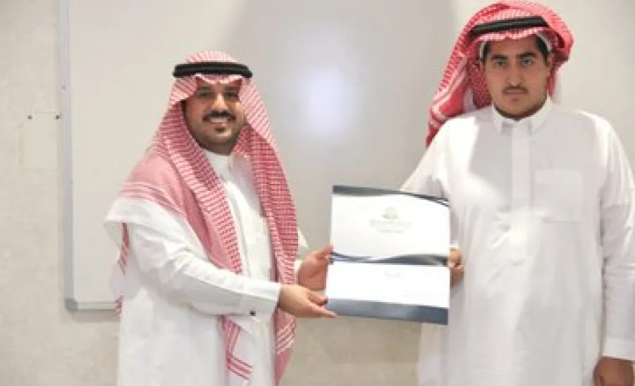The Applied College honors outstanding students across all branches -  أرشدني 