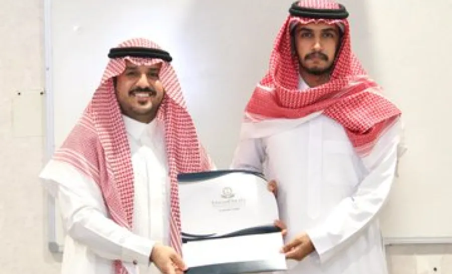 The Applied College honors outstanding students across all branches -  أرشدني 