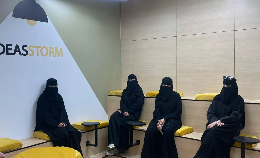 كلية التمريض تنظم زيارة تعليمية إلى مركز الابتكار وريادة الأعمال - كلية التمريض تنظم زيارة تعليمية إلى مركز الابتكار وريادة الأعمال في الجامعة