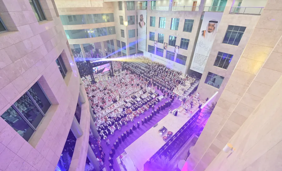 RIYADH GOVERNOR PATRONIZES MU'S GRADUATION CEREMONY - حفل التخرج 16 