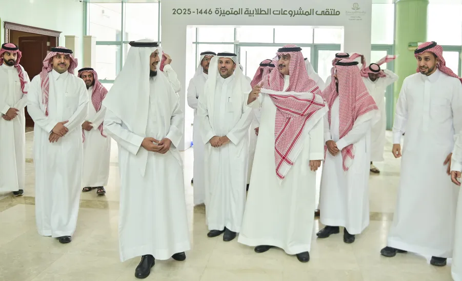 MU RECTOR LAUNCHES THE STUDENT PROJECTS FORUM AND ACCOMPANYING EXHIBITION
 -  المشاريع الطلابية المتميزة 
