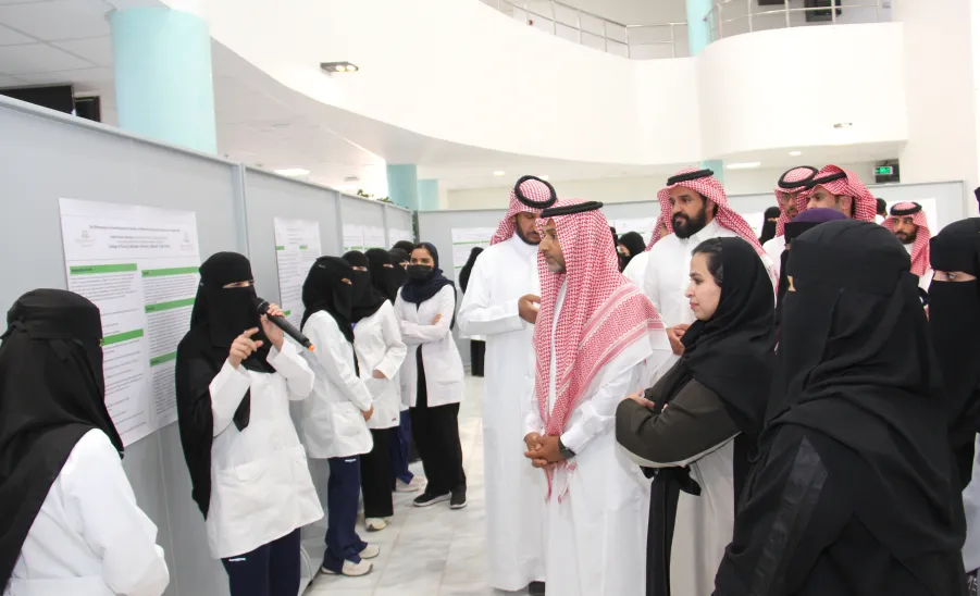 The College of Nursing hosts an event on the Scientific Research and Innovation Day 2025 -  كلية التمريض تنظم فعاليات "يوم البحث العلمي والابتكار 2025"