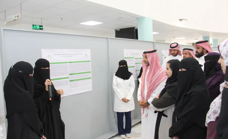 The College of Nursing hosts an event on the Scientific Research and Innovation Day 2025 -  كلية التمريض تنظم فعاليات "يوم البحث العلمي والابتكار 2025"