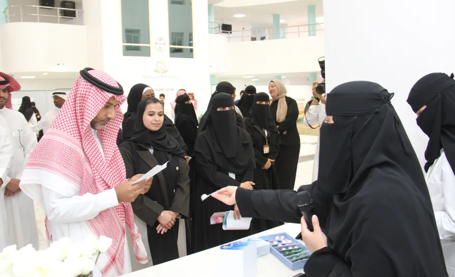 The College of Nursing hosts an event on the Scientific Research and Innovation Day 2025 -  كلية التمريض تنظم فعاليات "يوم البحث العلمي والابتكار 2025"