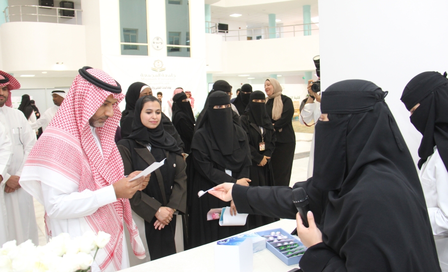 كلية التمريض تنظم فعاليات "يوم البحث العلمي والابتكار 2025"