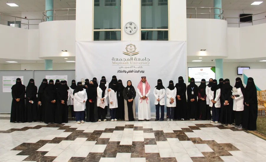 The College of Nursing hosts an event on the Scientific Research and Innovation Day 2025 -  كلية التمريض تنظم فعاليات "يوم البحث العلمي والابتكار 2025"