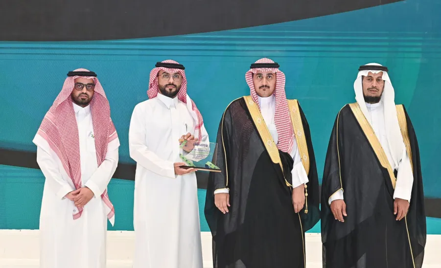 MU Rector honors the General Administration of Public Relations and Conferences -  جانب من التكريم