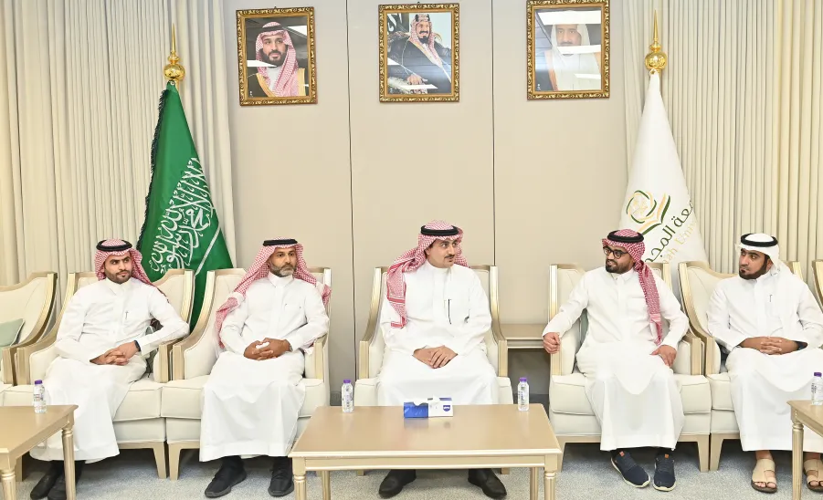 MU RECTOR WELCOMES FIRST STUDENT EXCHANGE PROGRAM WITH BRITISH UNIVERSITIES -SUMMER 2025 -  جامعة المجمعة