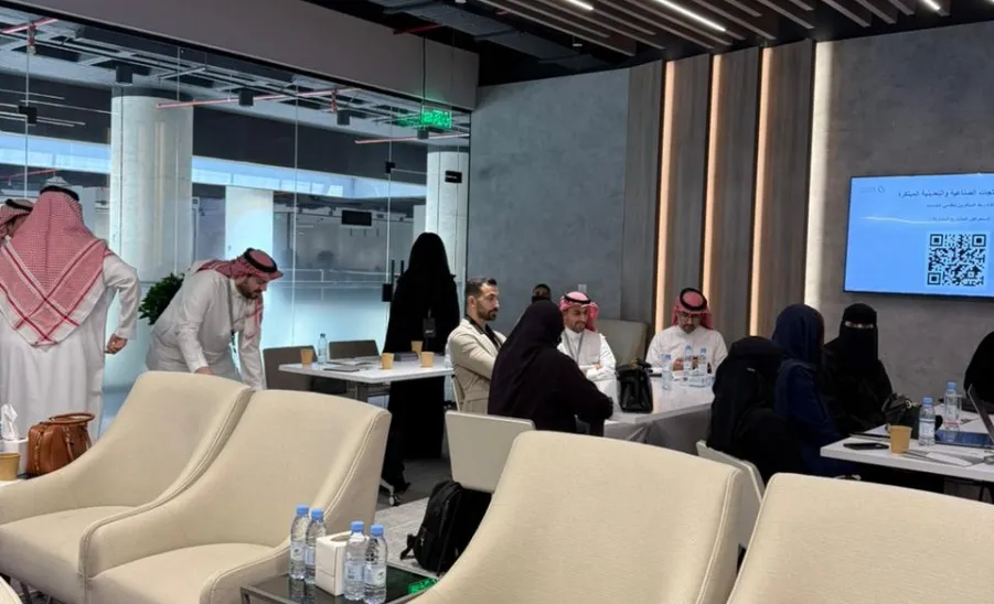 Innovation and Entrepreneurship Center Participates in Forum on Innovative Industrial and Mining Products - وفد من مركز الابتكار وريادة الأعمال يشارك في لقاء برنامج "المنتجات الصناعية والتعدينية المبتكرة"