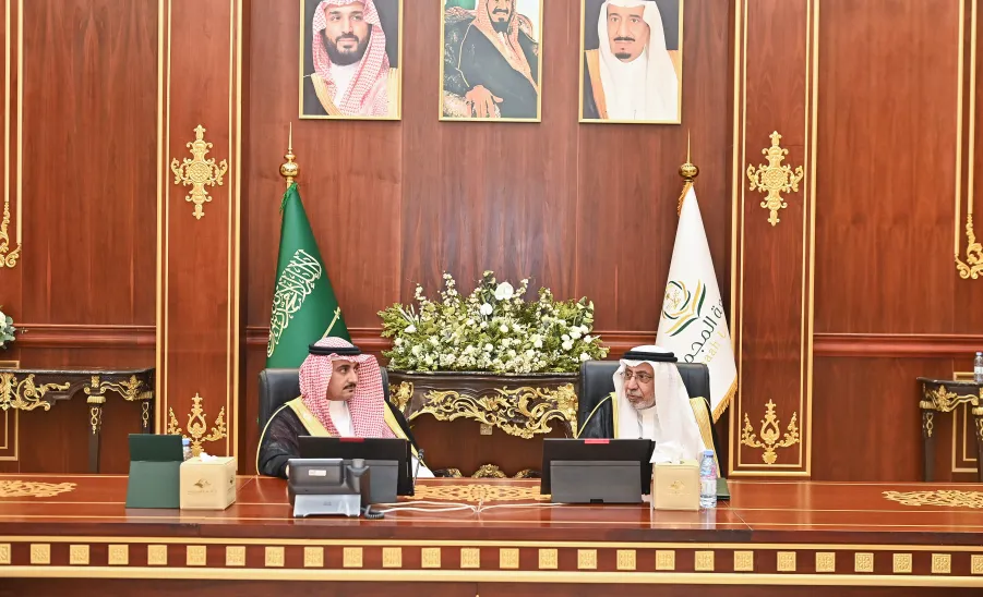 MU RECEIVES FOUR INTERNATIONAL ISO CERTIFICATIONS  -  صاحب السمو الأمير فيصل بن عبدالرحمن ورئيس جامعة المجمعة
